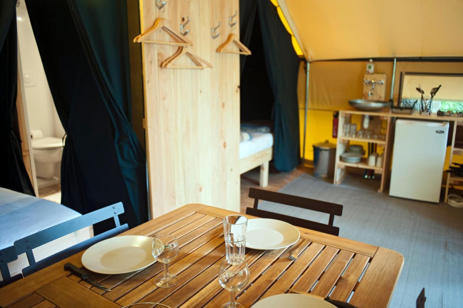 Huttopia Rambouillet Rum bild